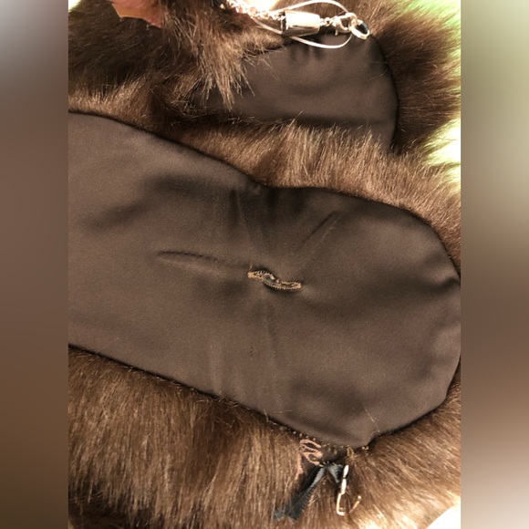 Faux MINK Fur Scarf with Detachable Tail in Chocolate Brown (New!) - Picture 11 of 15